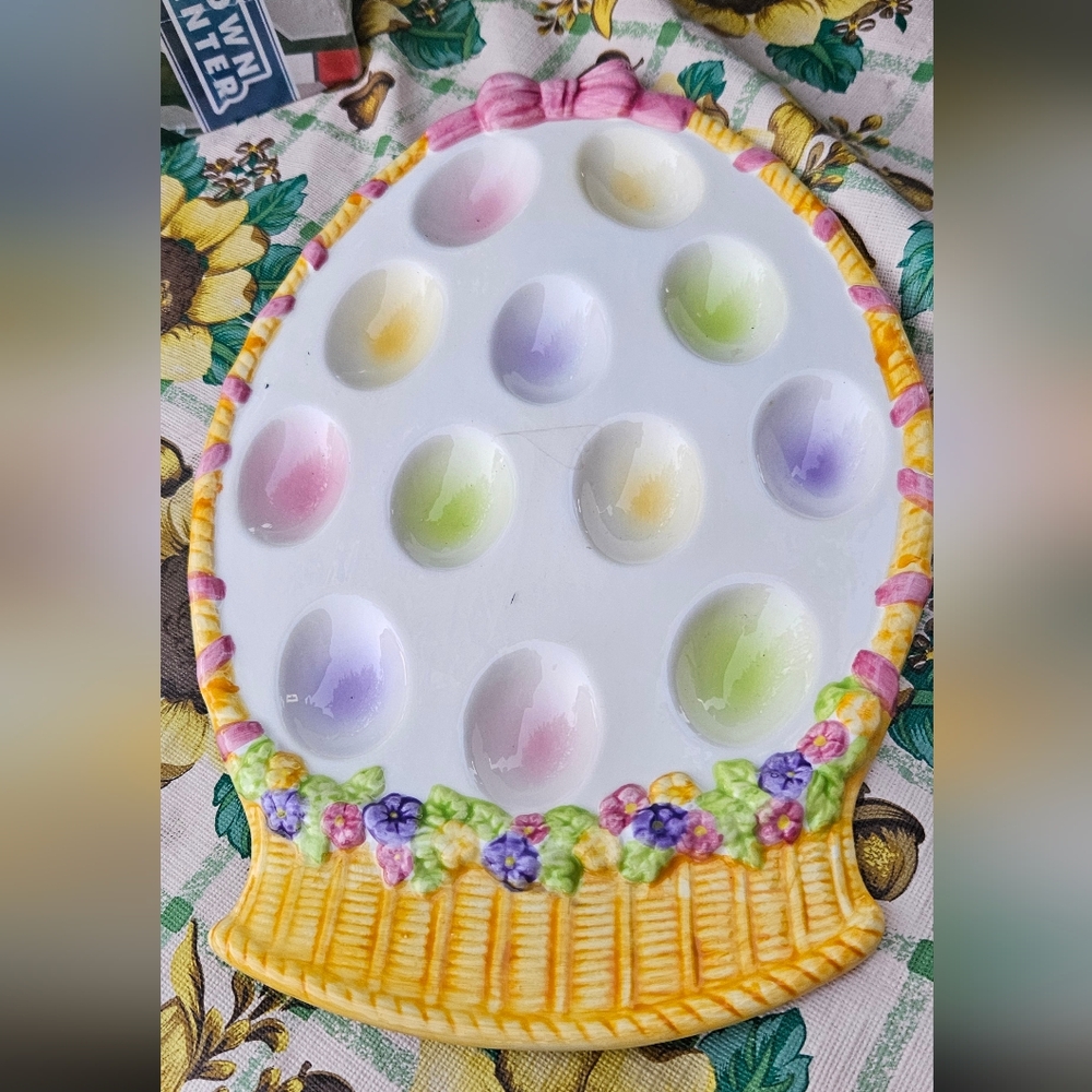 Colorful Egg Shaped Ceramic Tray